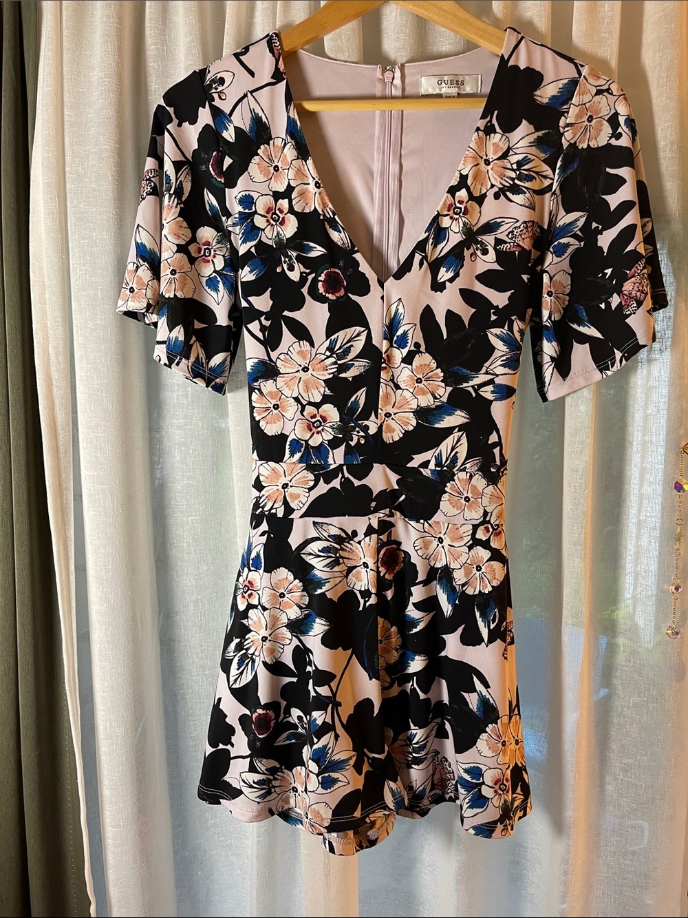 GUESS Pink Floral V-Neck Tie Waist Romper
